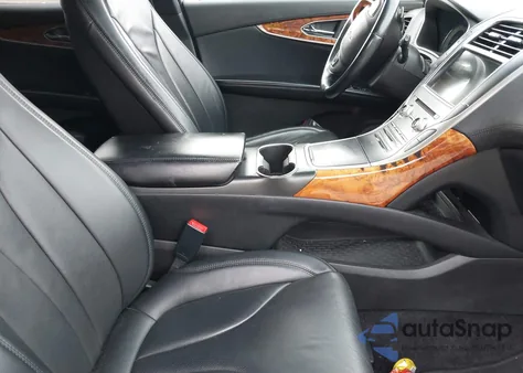 2017 Lincoln Mkx Reserve z USA, uszkodzony, nr VIN 2LMPJ6LR2HBL30368